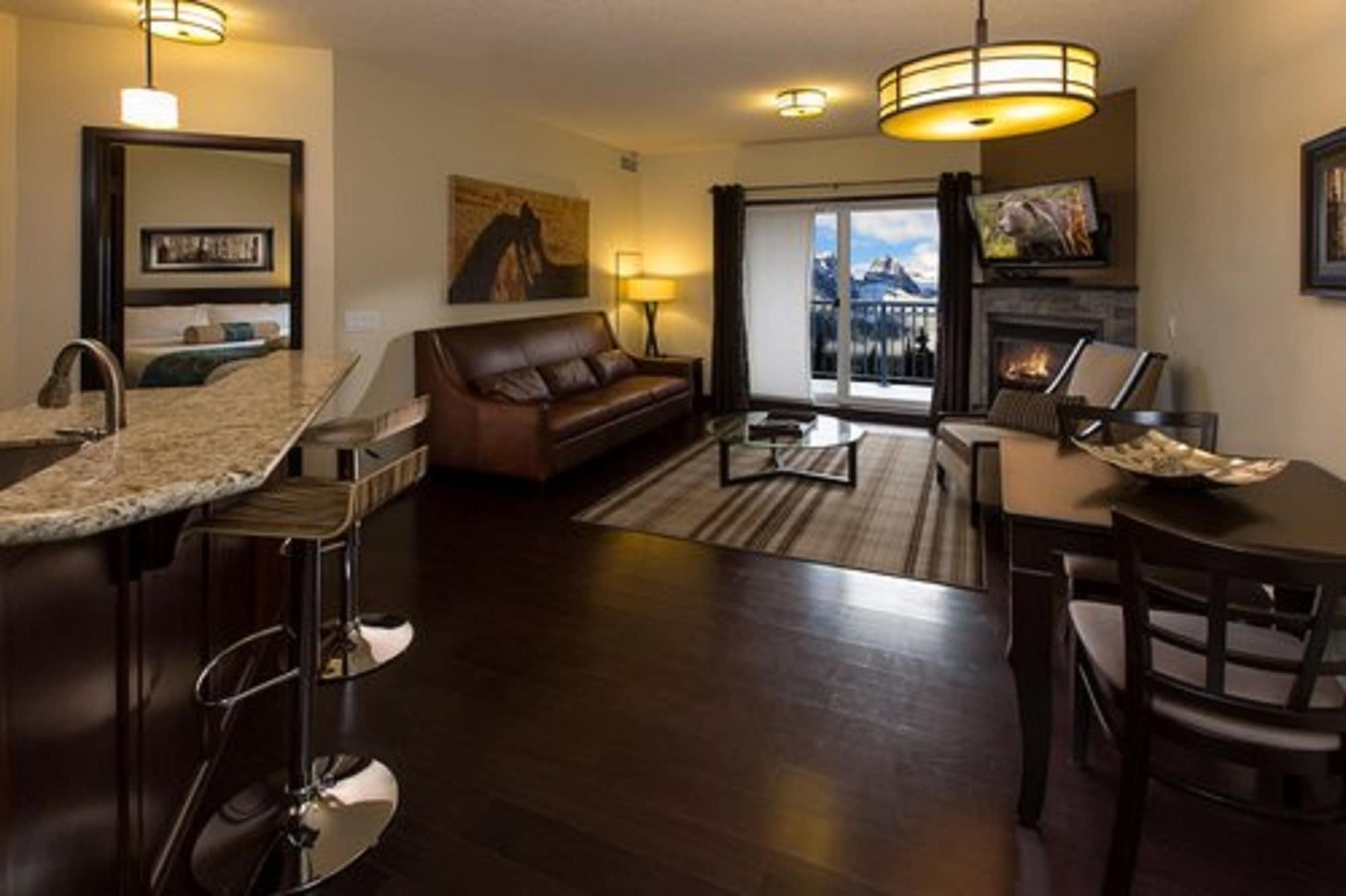 Grande Rockies Resort-bellstar & Hotel